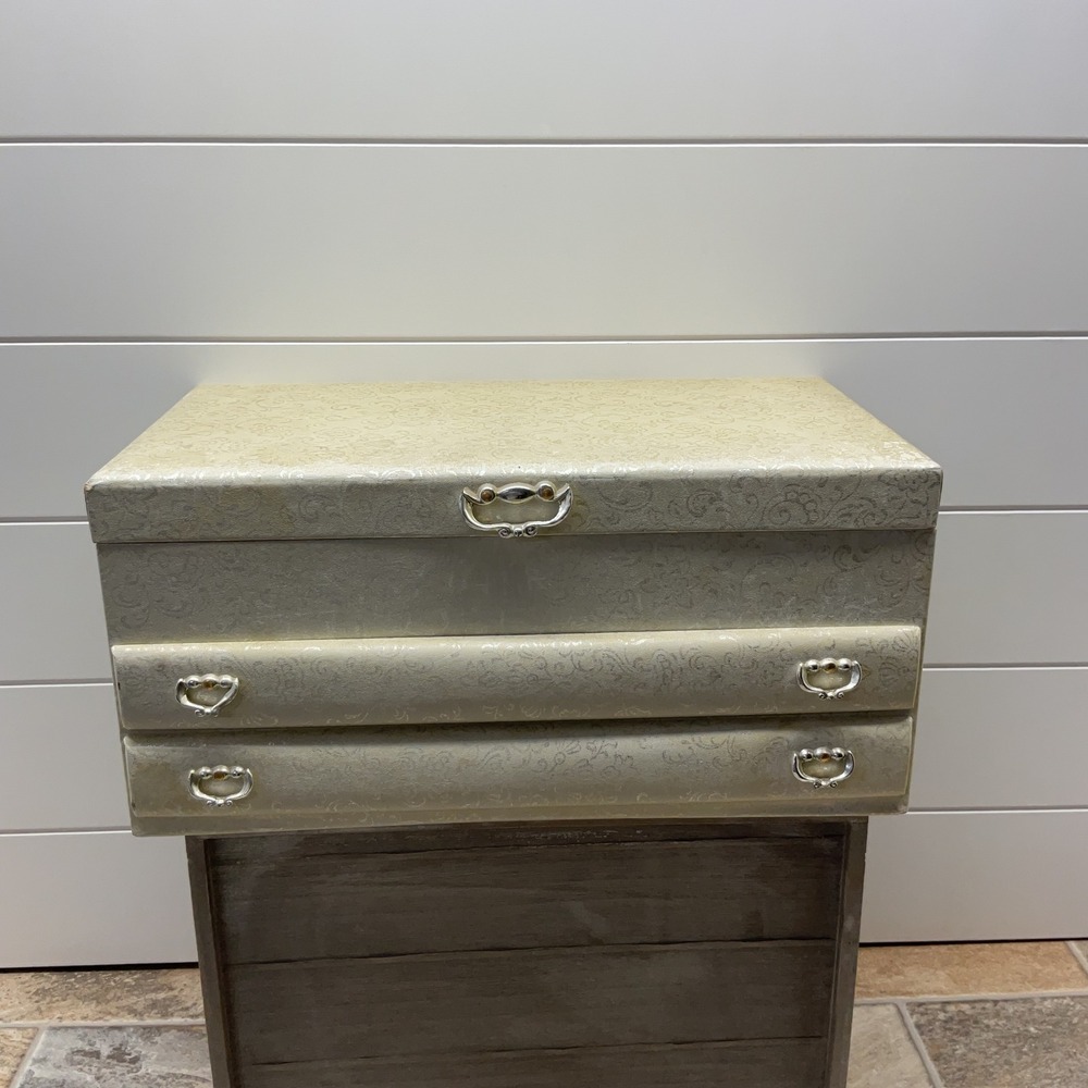 Vintage Lady Buxton 2 Drawer 4 Level Jewelry Box - Gold / Yellow